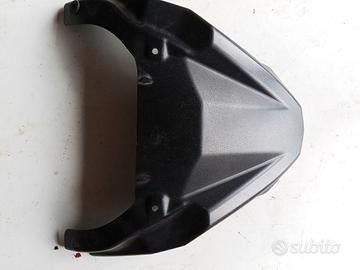 Becco universale moto