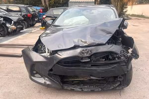 Toyota Yaris 1.5 Hybrid 5 porte Trend AUTO SINISTR