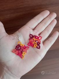 Orecchini chiacchierino geometrici fatti a mano
