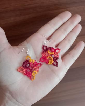 Orecchini chiacchierino geometrici fatti a mano