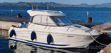 Imbarcazione Beneteau Antares 6.80