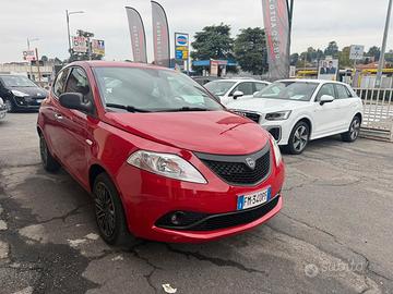 Lancia Ypsilon 1.2 69 CV 5 porte GPL Ecochic Gold