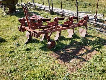 Trattore 5 vomeri marca verdegilio con molle tipo 
