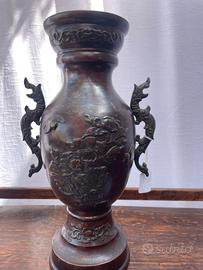 Antico vaso orientale