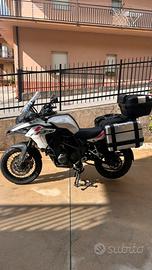 Benelli Trk 502 x (bianca e rossa)