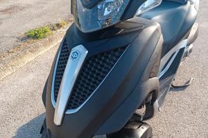 PIAGGIO MP3 yourban 300