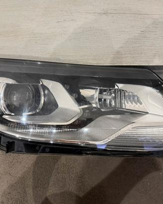 Proiettore completo tiguan 2015 originale