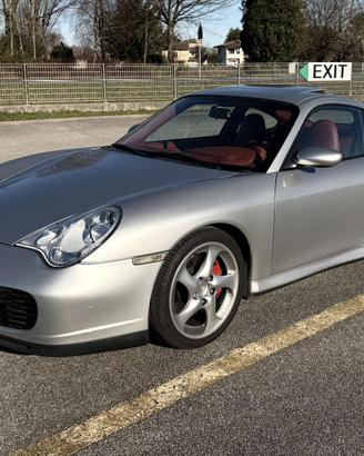Porsche Carrera 4S
