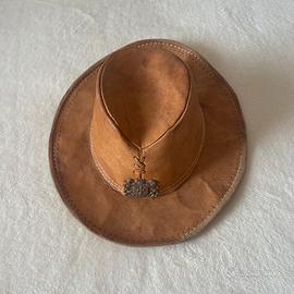 cappello artigianale di cuoio vintage