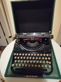 Macchina da scrivere anni 30