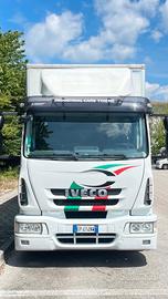 Eurocargo 120-25 con sponda idraulica