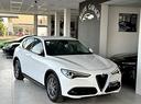 alfa-romeo-stelvio-2-2-turbodiesel-180-cv-at8-rwd