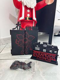 Espositore Stranger Things