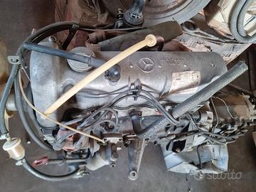 motore mercedes  115 benzina 