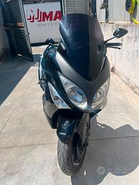 Tmax yamaha