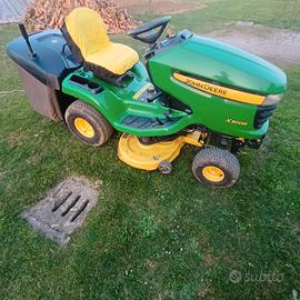 Trattorino rasaerba John Deere X300 R