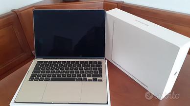 McBook Air da 13” con chip apple M3