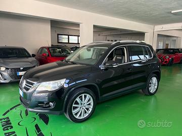 Volkswagen Tiguan 2.0 16V TDI DPF tiptronic Track