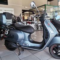 VESPA GTV 300 SIX DAYS