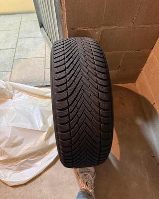 pneumatici invernali pirelli powergy winter