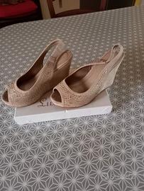 sandali in camoscio con strass