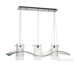 Bellissimoo Lampadario con 3 bocce e vetro ad onda