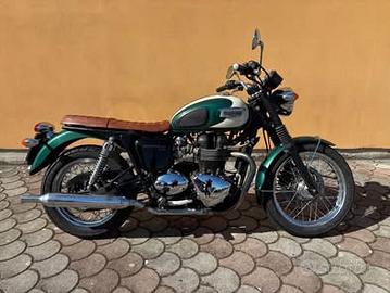T100 Bonneville Triumph