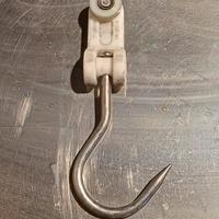 Gancio in acciaio inox con carrucola