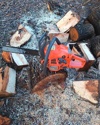 motosega Husqvarna 235