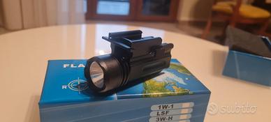 Torcia per pistola Glock  da softair