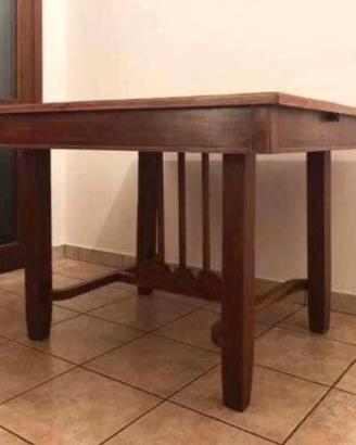 Tavolo in legno restaurato