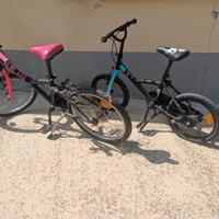 due biciclette da bimbo, una con cambio