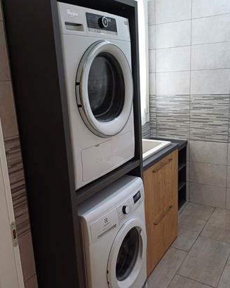 MOBILI ARREDO BAGNO LAVANDERIA