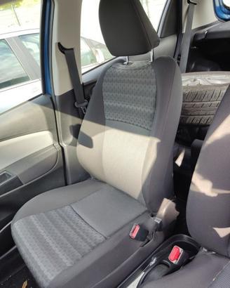 Sedile anteriore dx TOYOTA YARIS del 2016