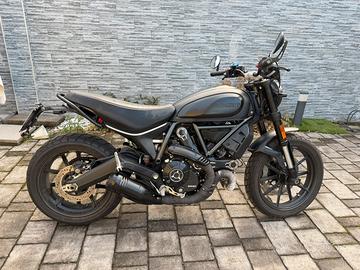 Ducati Scrambler Icon Dark - 2021