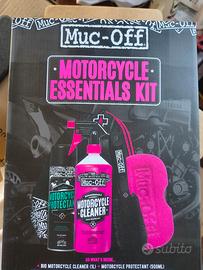 Muc-Off  kit di pulizia per la moto