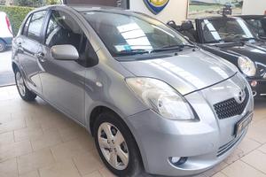 Toyota Yaris 1.0 5 porte Sol