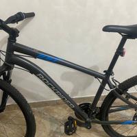 Bicicletta rockrider st 100