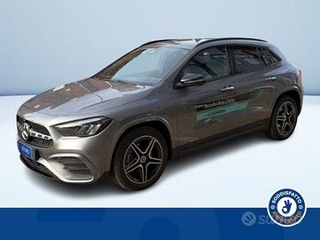 Mercedes-Benz GLA 200d Automatic AMG Line Adv...