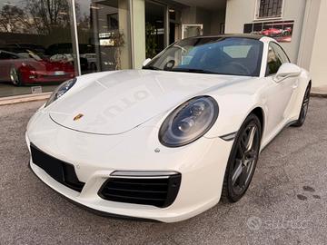 PORSCHE 911 3.0 Carrera 4 Coupé
