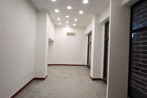 Locale commerciale roseto centro