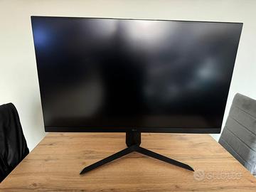 Monitor Gaming LG 32GN650 UltraGear 32" QHD