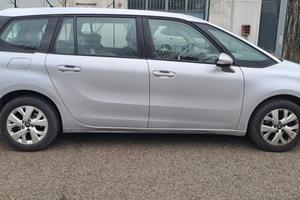 Citroën C4 7 posti