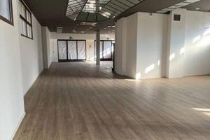 Immobile di 357 m² con 1 locale a Dozza
