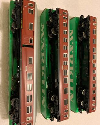 Marklin convoglio svedese 2x4030 più 1x4031