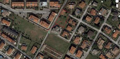 Rustico con terreno edificabile 1820 mq