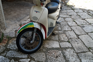 Scarabeo per Ape car