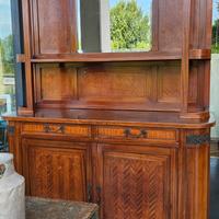 credenza con alzata 