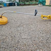 tosaerba/tagliabordi elettrico 220v