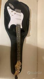 chitarra elettrica+ amplificatore ecc